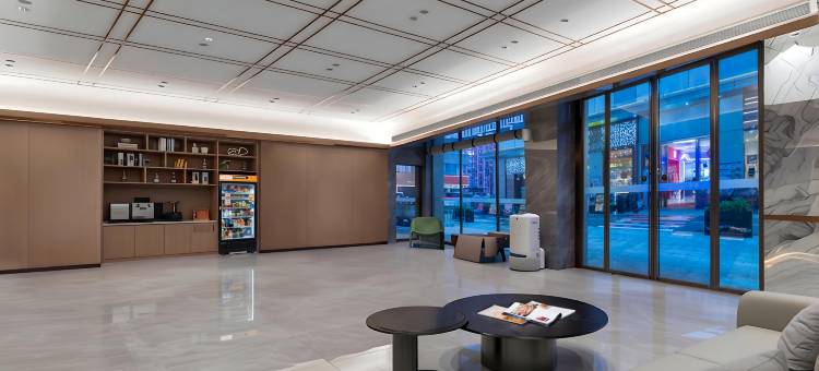 丽呈铂锐酒店(广州白云站鹅掌坦地铁站店)图片