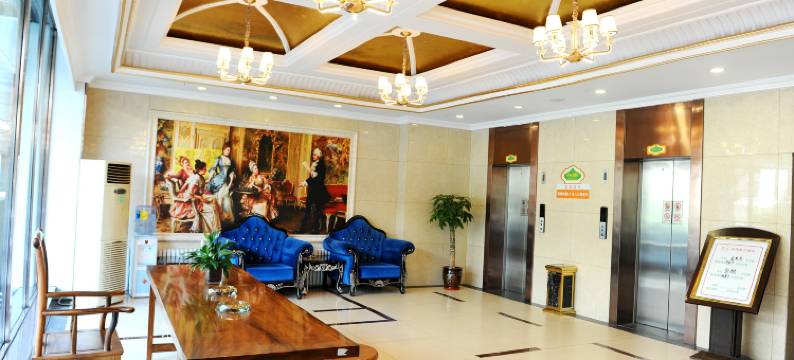 米特假日酒店(太原建设南路火车站店)图片