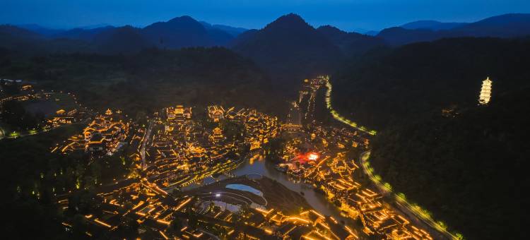 乌江寨吊脚楼民宿(遵义店)图片