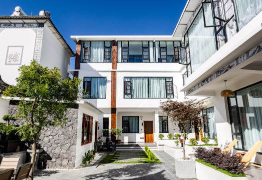 Dali Jiuju Cottage Designer Homestay (Erhai Huanhai West Road) Hotel Overview