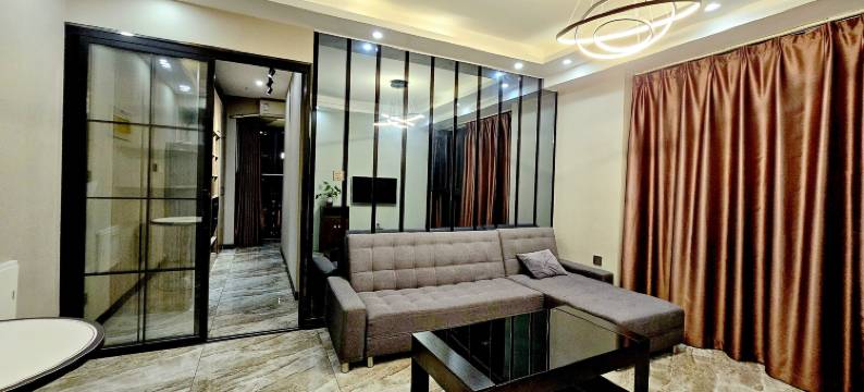 沭阳阑珊精品公寓(三匹马商业广场店)图片