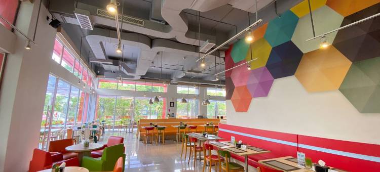 利宝西卡朗苏黎快捷酒店(Zuri Express Lippo Cikarang)图片