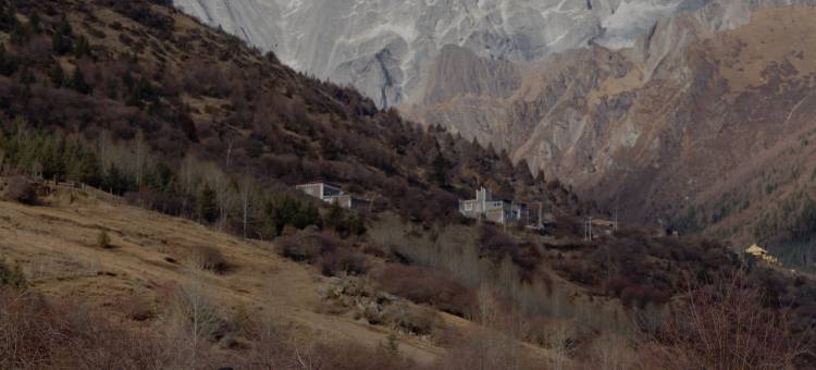 四姑娘山仰望星空·Vacilando度假庄园(长坪沟斯古拉神山店)图片