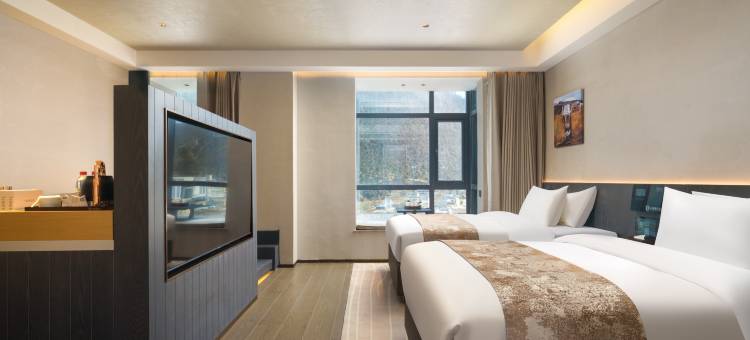 云水际·未来酒店(左贡店)图片