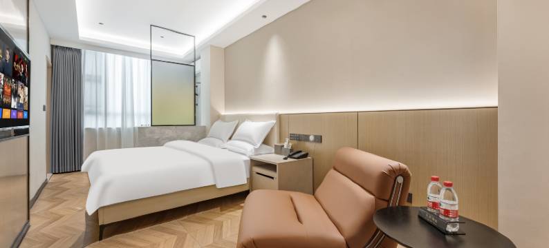 遇见MO·HOTEL(广州北站花都广场地铁站店)图片