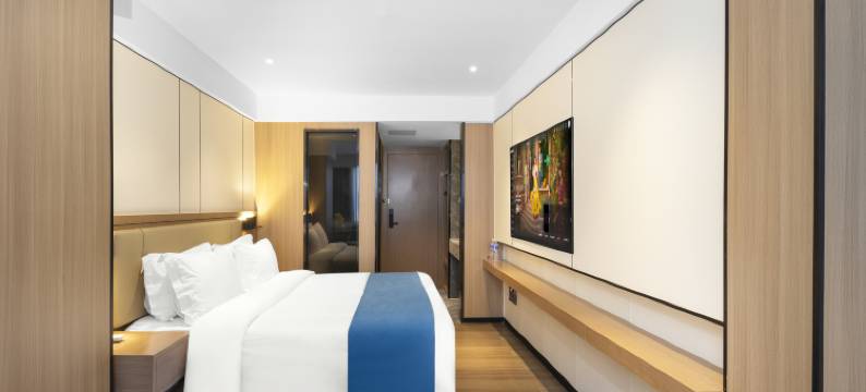 新纪元酒店(广州白云火车站聚龙地铁站店)图片