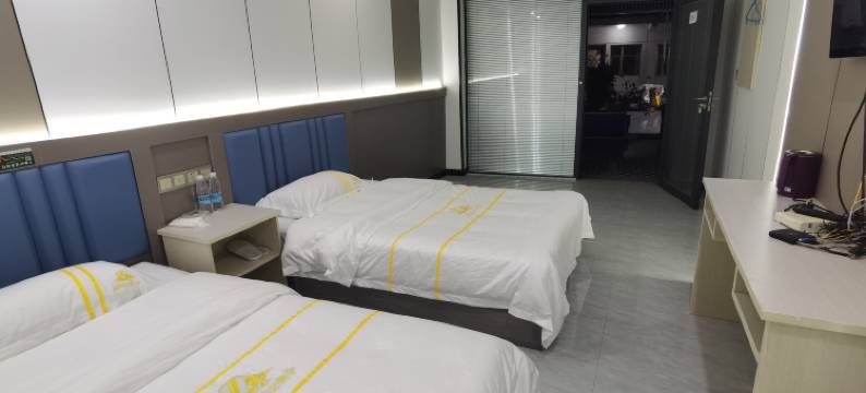 乌兰茶卡天之镜宾馆图片