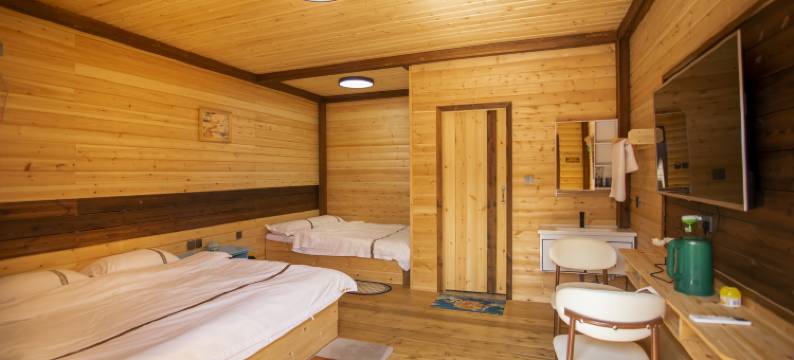 额尔古纳奥列格木屋民宿图片