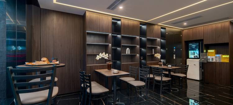 城野HOTEL(五一广场IFS国金中心店)图片