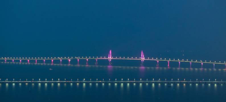 珠海情侣南路拱北口岸亚朵酒店图片