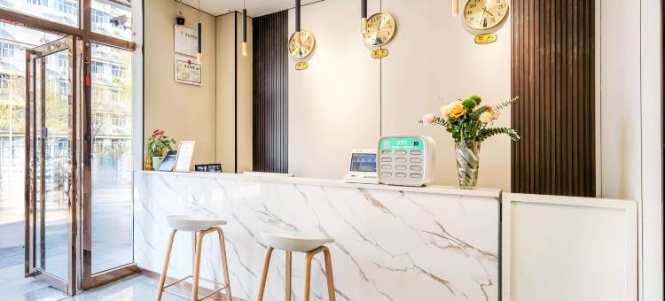 润梦酒店(西安北大学城高铁北客站店)图片