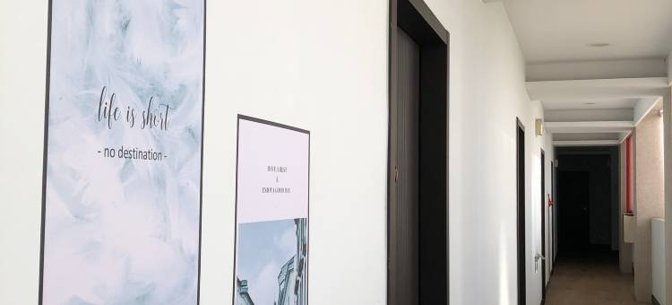 媚力泊饭店图片