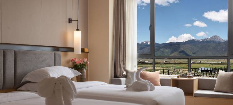 艺龙酒店(香格里拉独克宗古城高铁站店)图片