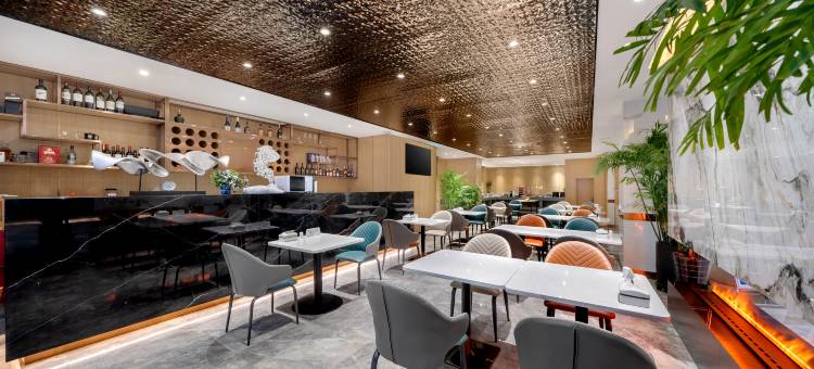 潮漫酒店(齐齐哈尔百货大楼中环广场店)图片