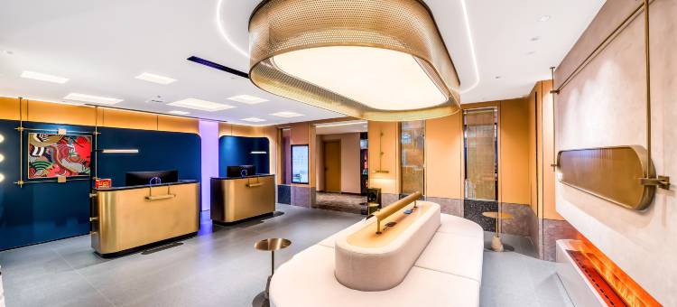 轻呈酒店(江北大学城地铁站店)图片