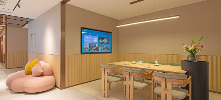 美豪R酒店(西安小寨交通大学店)图片