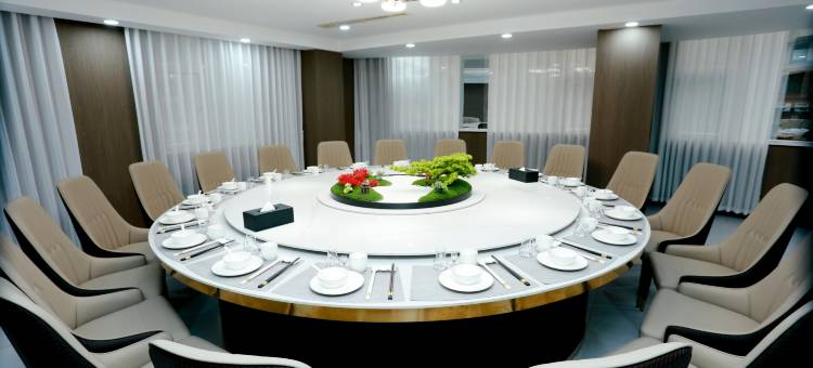 彝良龙庭大酒店图片