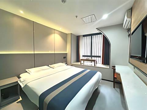 乐居酒店(福州三坊七巷店)