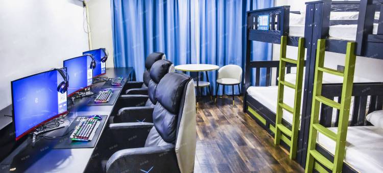 爱电竞酒店(郑州新郑孟庄地铁站店)图片