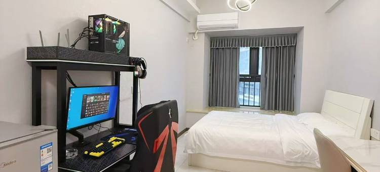 极光电竞公寓酒店(南昌万科地铁时代广场庐山南大道地铁站店)图片