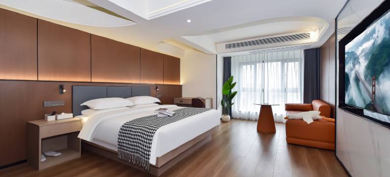 悦享时光酒店(贵阳北站店)图片