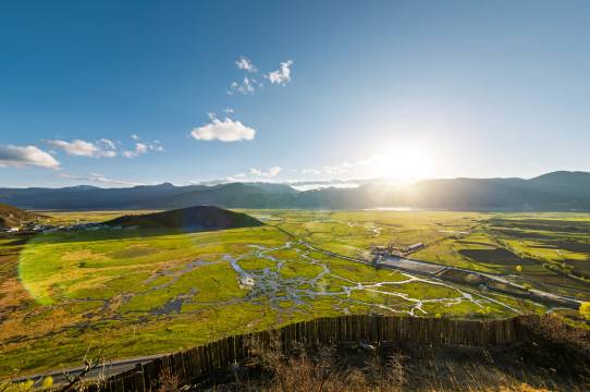 半山探野·悬崖纳境依山听海隐邸(香格里拉纳帕海店)图片
