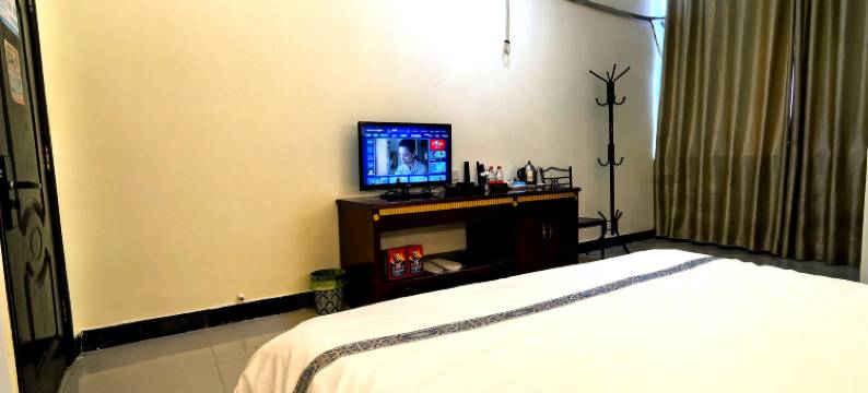 百色忧成宾馆(百色学院店)图片