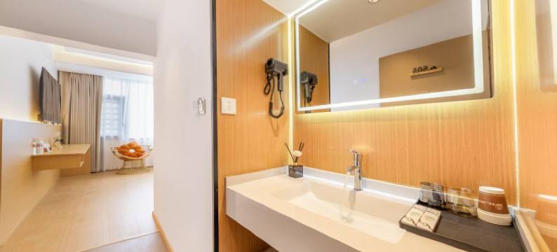 镇远悦享北岸民宿(镇远古城新大桥店)图片