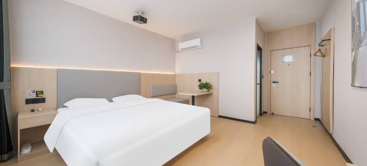 如家UP华驿精选酒店(天津武清汊沽港店)图片