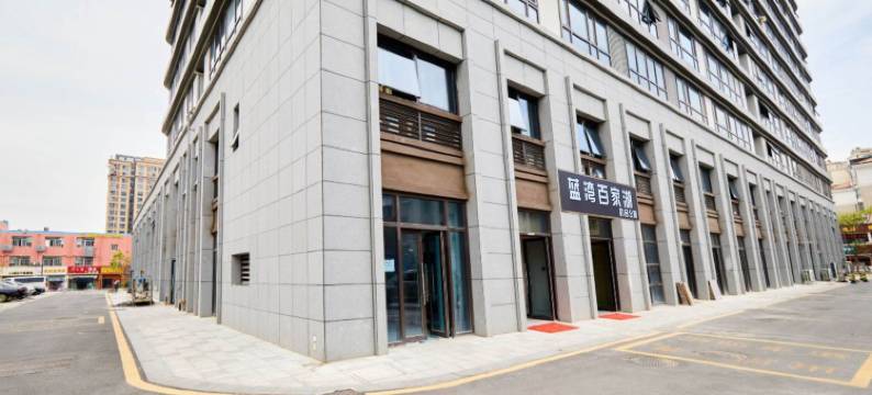 南京蓝湾百家湖影音公寓(南京南站河定桥地铁站店)图片