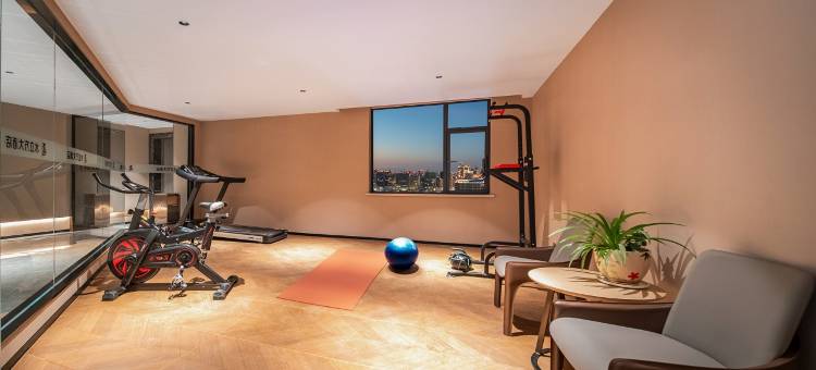 罗山水立方大酒店图片