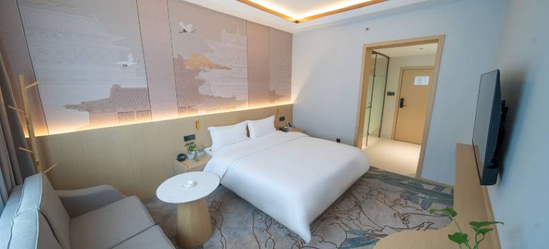 达州兰郡假日酒店(阳光耍都美食街店)图片