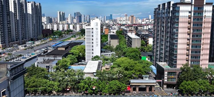 艺龙万国酒店(南昌火车站八一广场店)图片