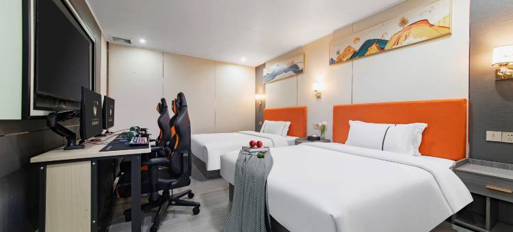 蚂蚁·光年电竞酒店(惠州仲恺高新区潼侨公园店)图片