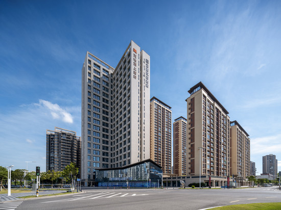 云和夜泊酒店(珠海北站宝龙城店)