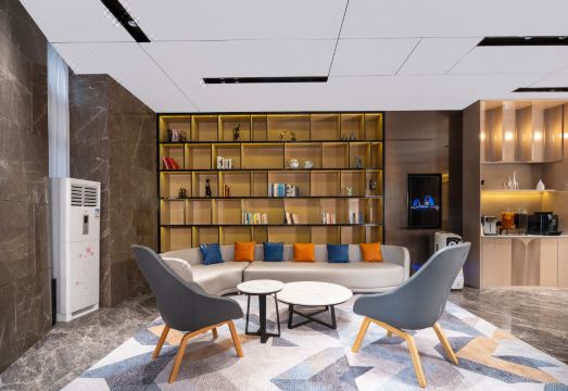 Holiday Inn Express Zhuhai Grand Theater by IHG Hotel Overview