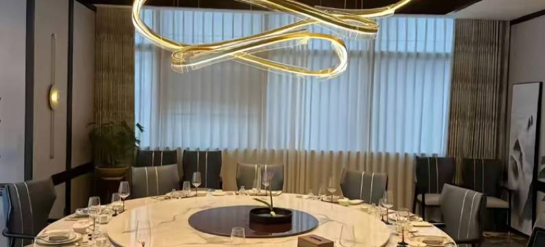 花笙V·设计师酒店(长春人民广场火车站店)图片