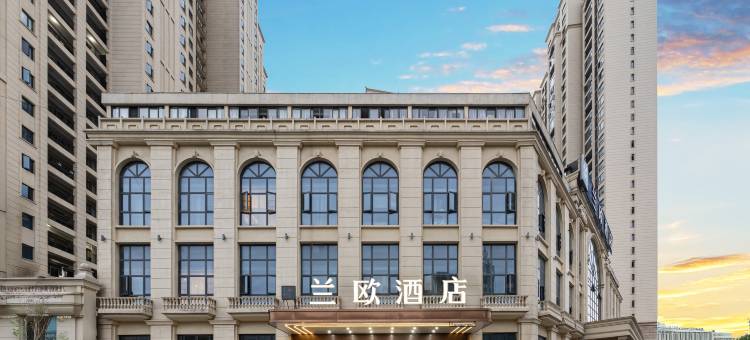 兰欧尚品酒店(天门大润发店)图片