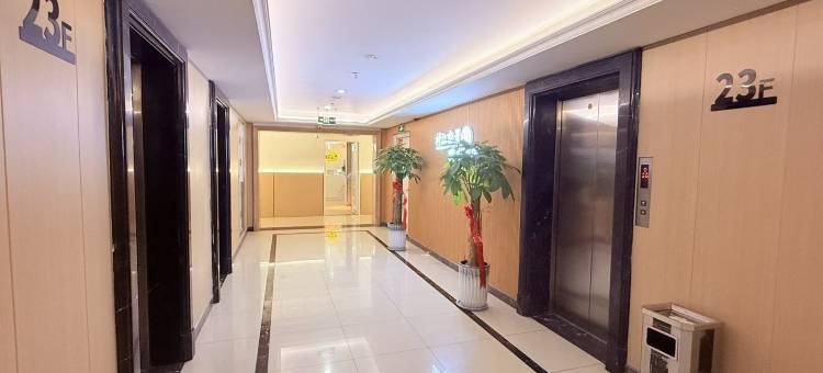 村江晓景·观影酒店 (济宁万达广场店)图片