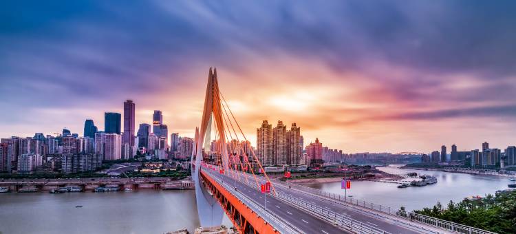 宜尚PLUS酒店(重庆南岸区工商大学轻轨站店)图片