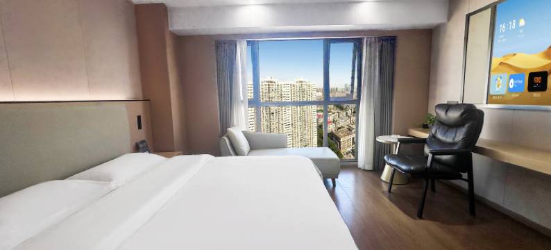 铭诚国际酒店(长沙万家丽广场芙蓉区政府地铁站店)图片