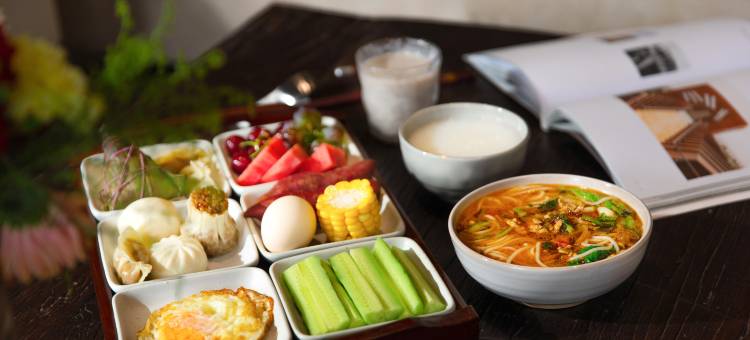 香格里拉无夏而立设计师民宿(独克宗古城店)图片