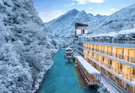 未见山度假美宿（木鱼镇旅游集散中心神农架风景区店）外景图