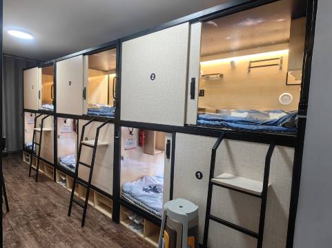 布袋熊青年旅社