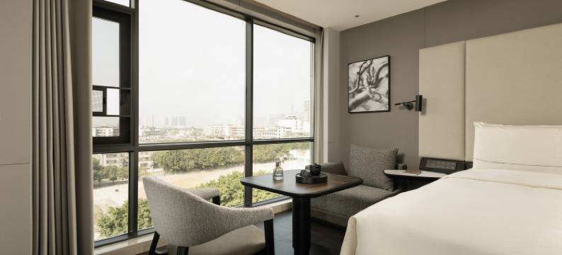 揭阳进贤门骑楼街亚朵酒店图片