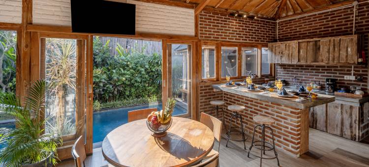 Vila Ju Ju, 3BR Industrial - Tropical Villa - Perernan图片