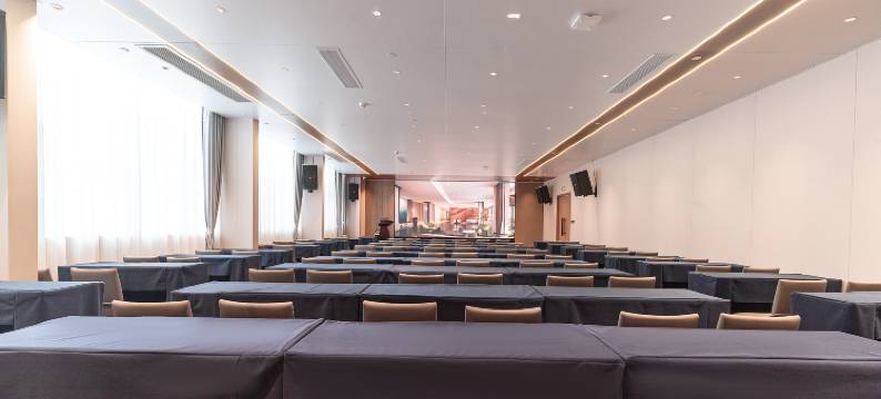 美豪·怡致酒店(南宁朝阳广场火车站地铁站店)图片