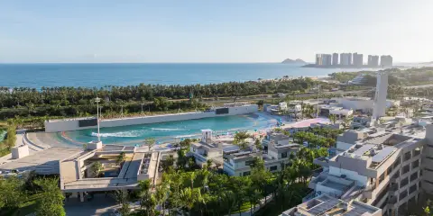 萬寧日月灣中旅逐浪樾潮酒店