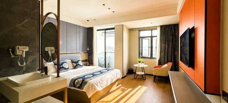红玫瑰酒店(ROSES HOTEL)图片
