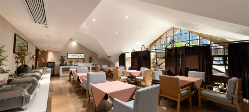 语林花园酒店(南部县政府店)图片